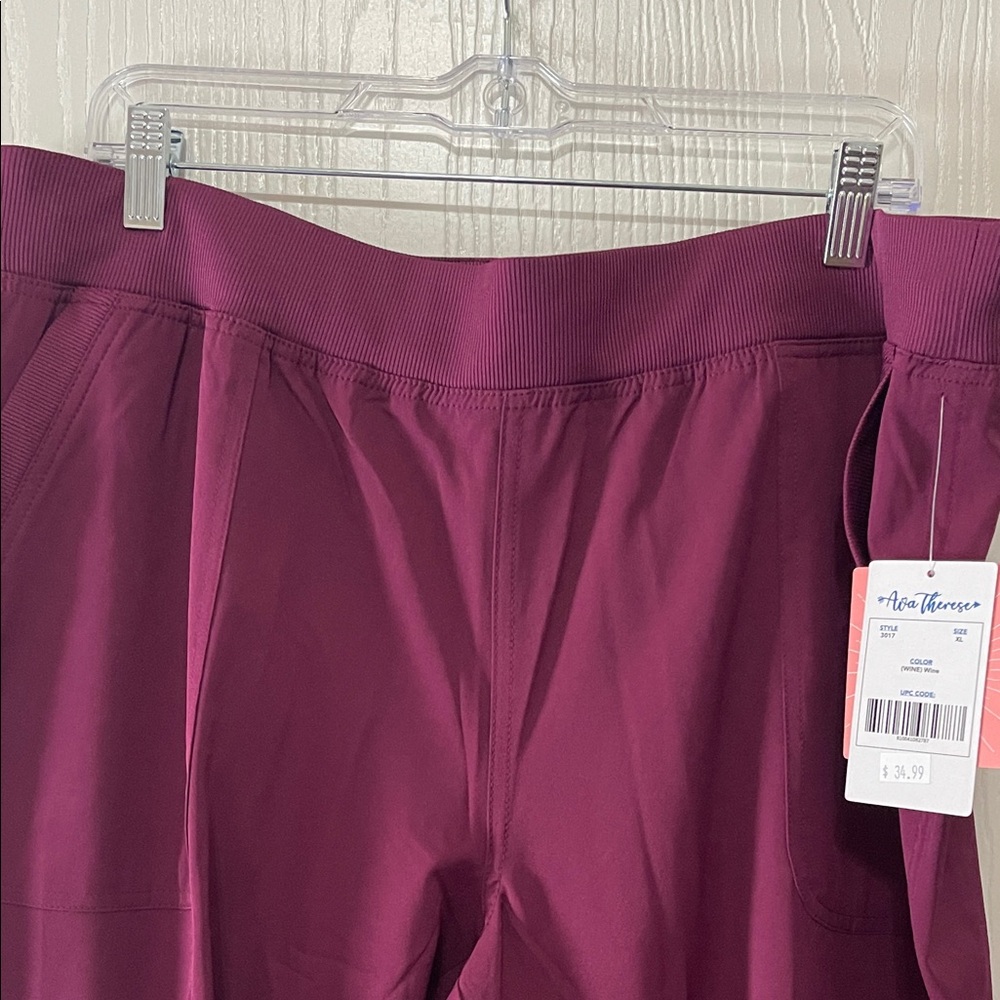 Scrub pants
Color: wine